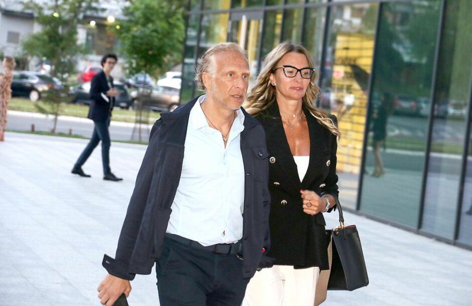 Milan Kalinić napravio haos u avionu