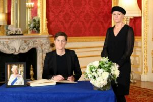 Ana Brnabić i Milica Đurđić
