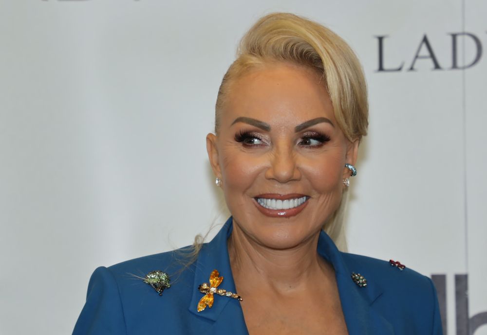 Lepa Brena letuje u Hrvatskoj