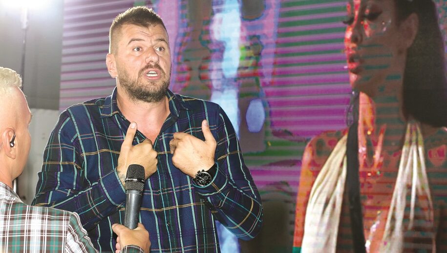 Janjuš i Aneli