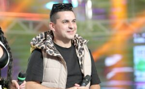 Bebica ima dugove