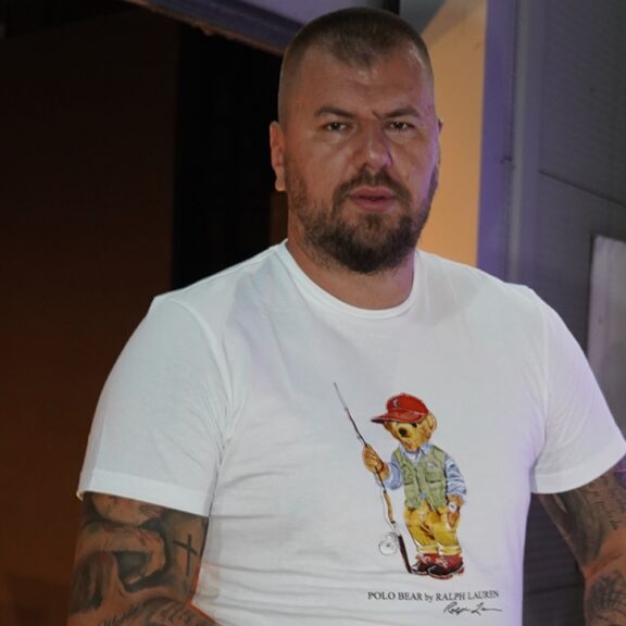 Janjuš se setio pokojnog brata