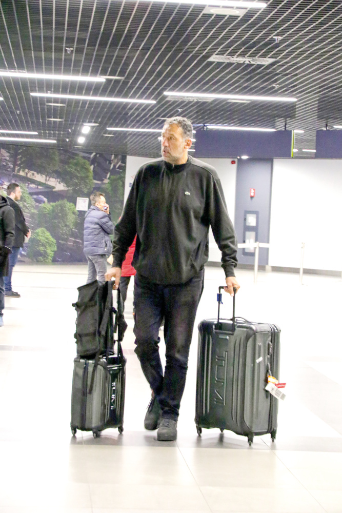 Vlade Divac sa porodicom